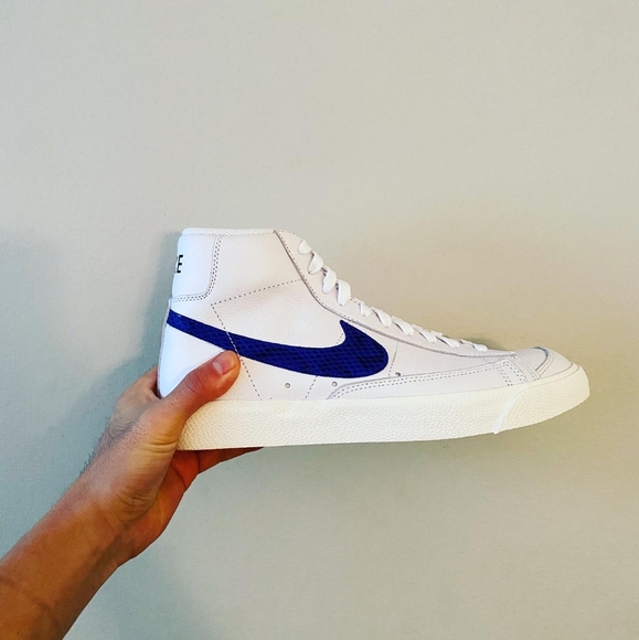BRAND NEW NIKE BLAZERS 77 MIDS MULTIPLE SIZES - Picture 3 of 5